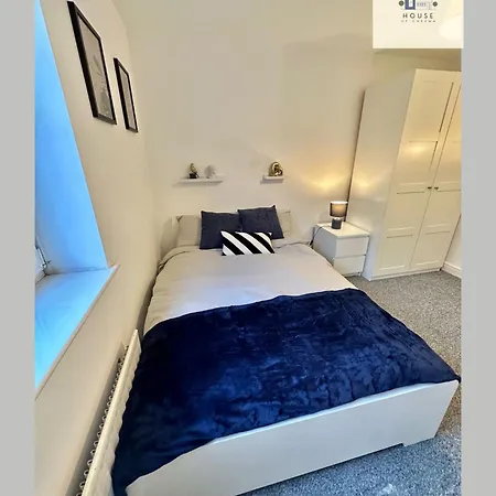 Woodhouse Weekend Retreat Near Bars & Universities ليدز
