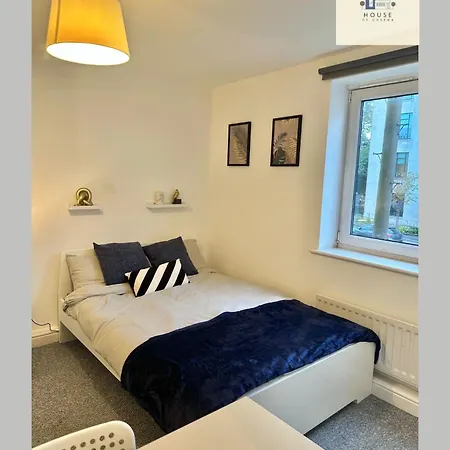Woodhouse Weekend Retreat Near Bars & Universities ليدز